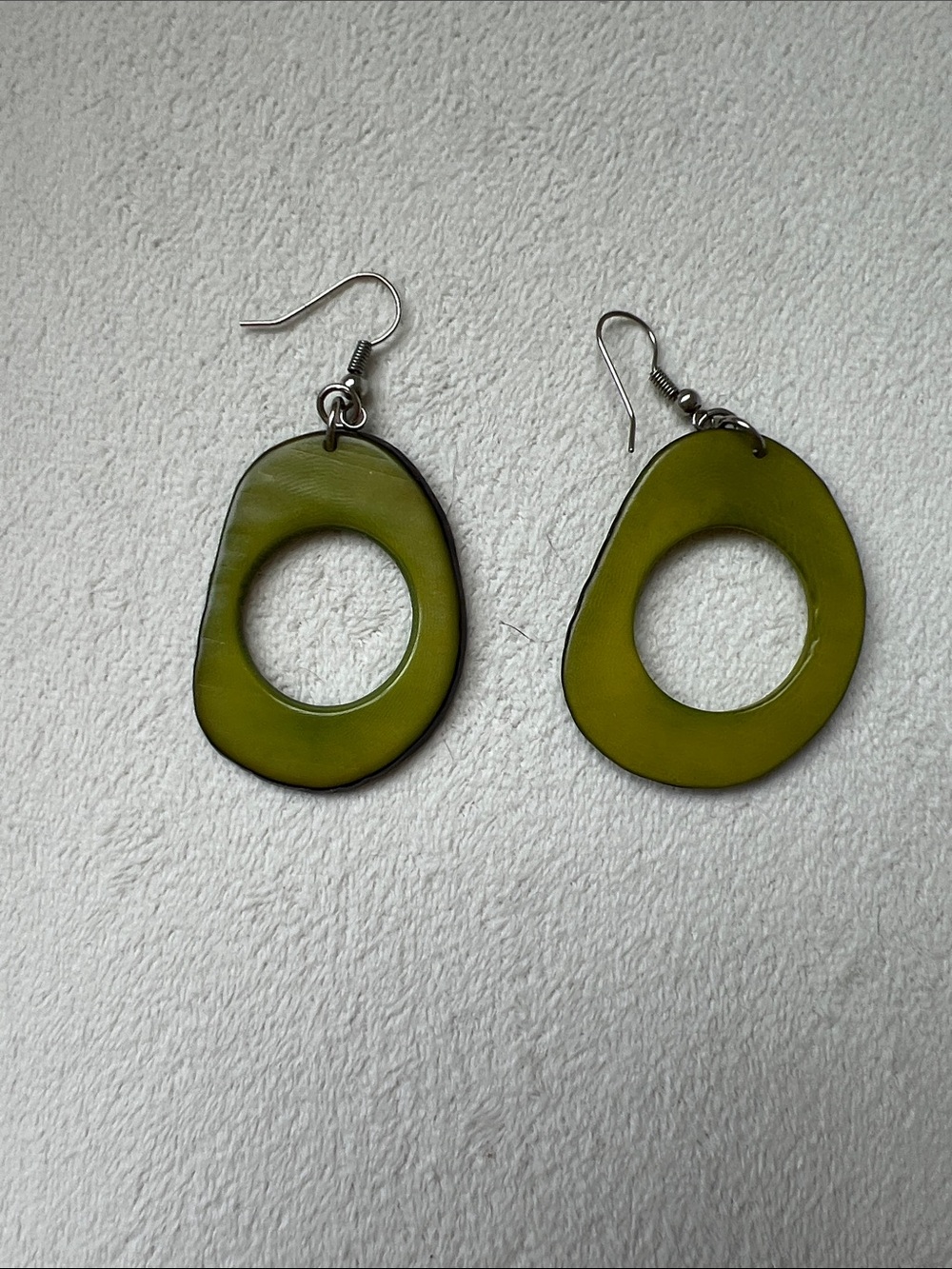 VTG Y2K Olive Green Open Circle Drop Earrings